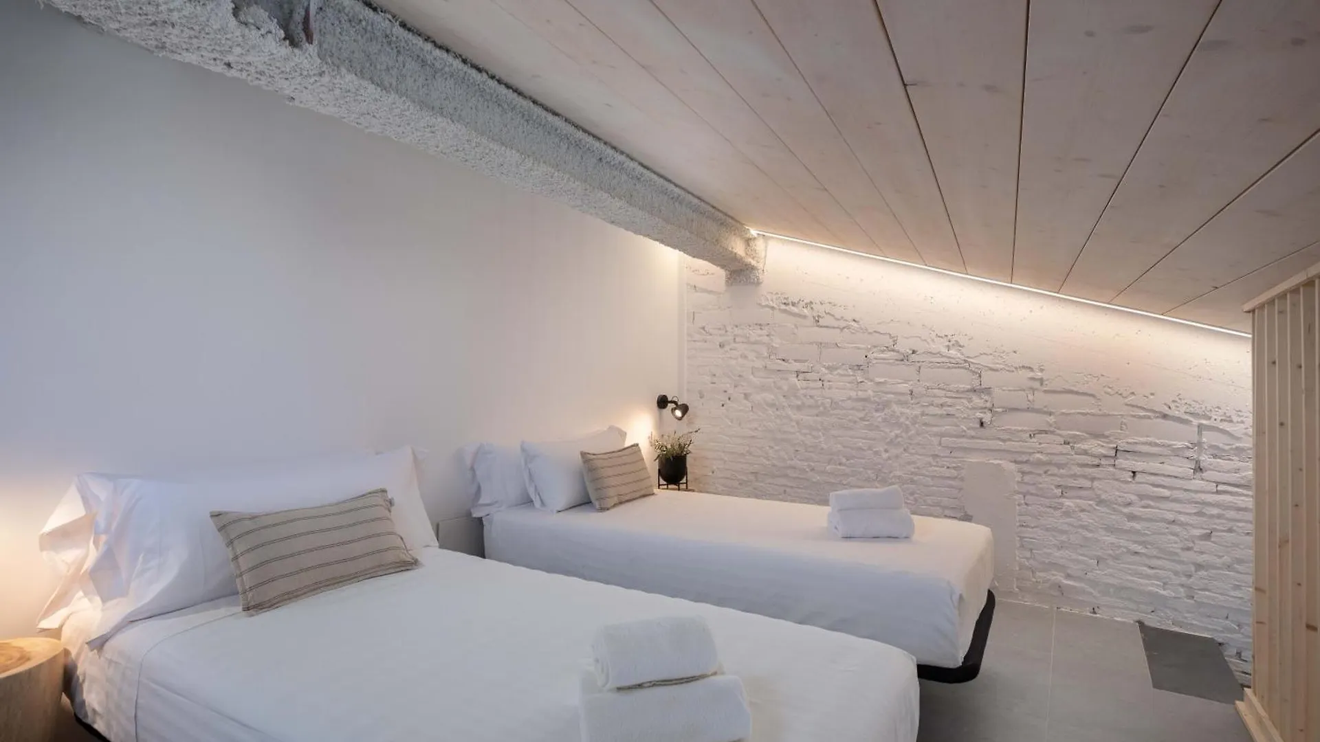Flateli Barca 11 Apartment Girona 0*,  Spain