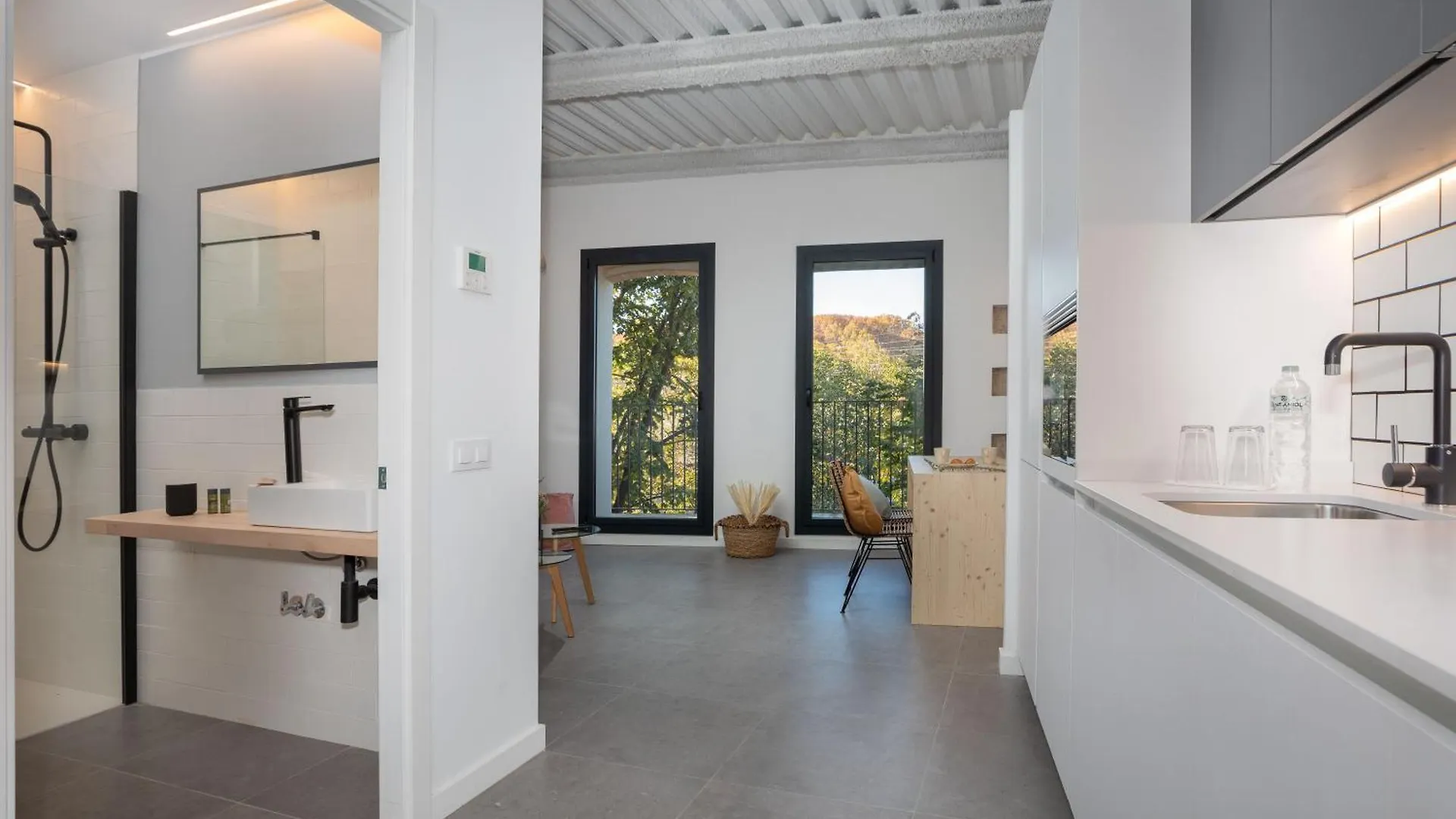 Flateli Barca 11 Apartment Girona